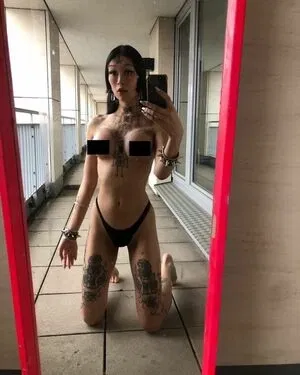 tightcorsetloosemorals