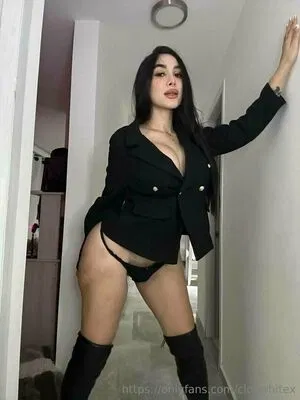 cloewhitex