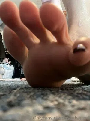 qsladygiant