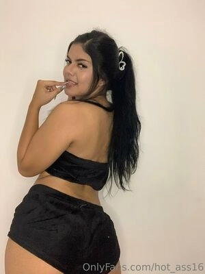 hot_ass16