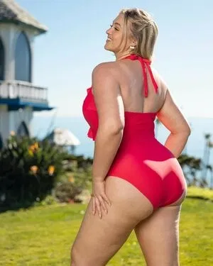 Iskra Lawrence