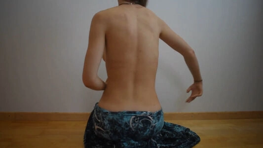 Belly Dancer Lisa