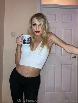 naughtymomkass