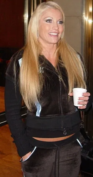 Rena Lesnar