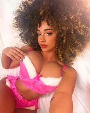 Dana Curly