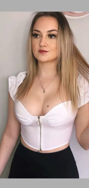 Baddieblondie1