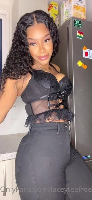 Laceytee