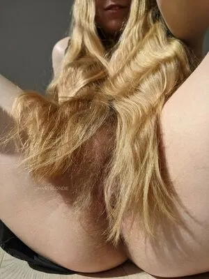 Hairyblondie