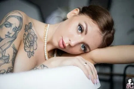 Elisarose