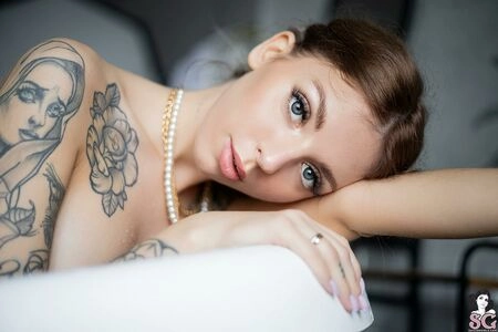 Elisarose