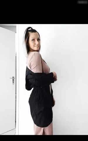 Angi.Unique