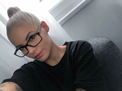 Viktória Metzker