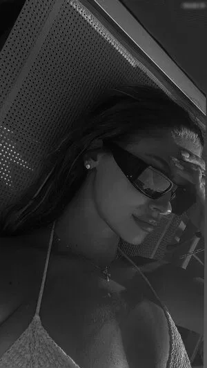 Melaniethrr