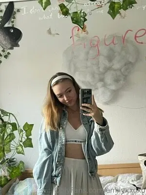 emilyxxoxo
