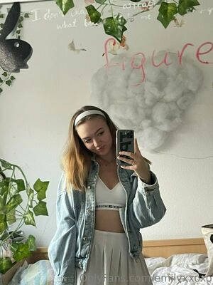 emilyxxoxo