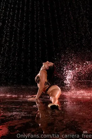 tia_carrera_free