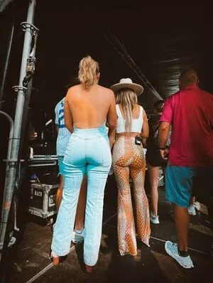 Lauren Alaina