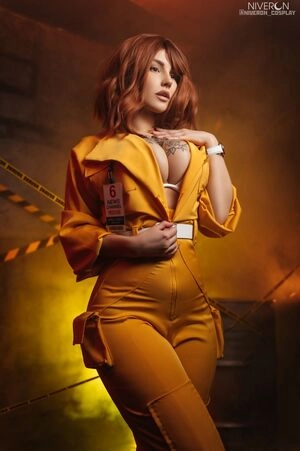 Niveron Cosplay