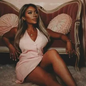 Valerie Saint-Claire