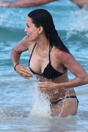 Courteney Cox