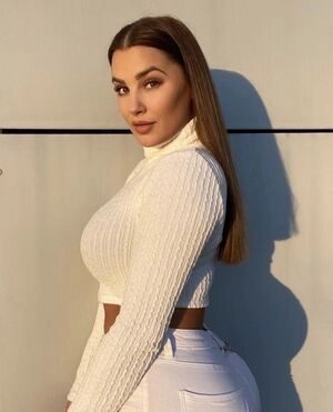 Laura Augustin