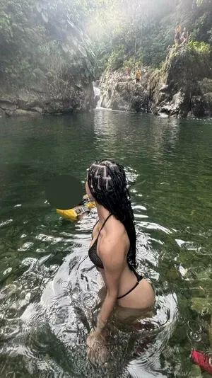 nickimariex