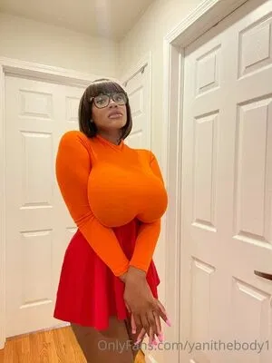 Yanithebbody1