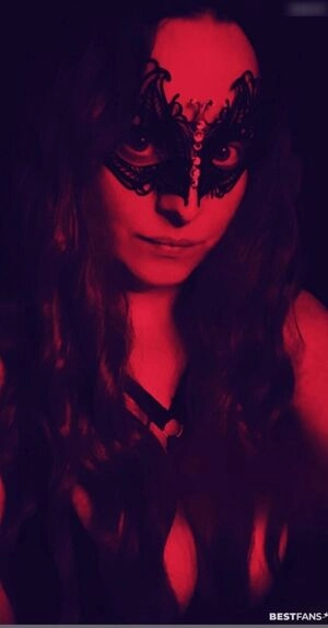 LadymysteriousTT