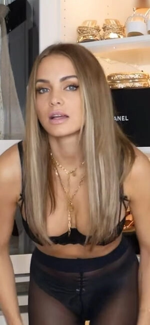 Annika Jung