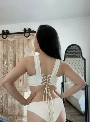 Tina Guo