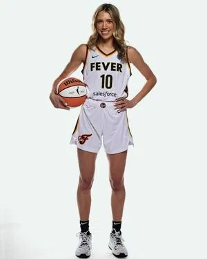 Lexie Hull- WNBA Basketballer