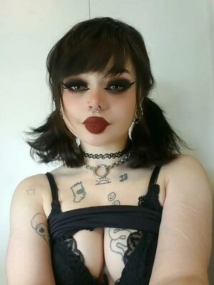 Parasitewaifu
