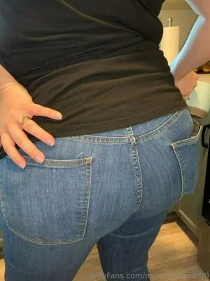 mom_nextdoor90