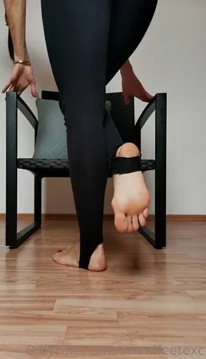 dmndfeetexc