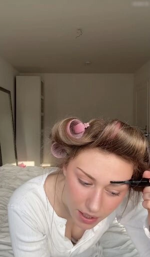 Yana Clare