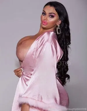 naughtybitchhh8