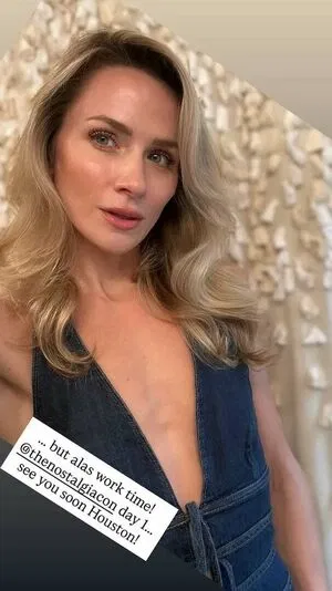 Shantel VanSanten / therealshantel