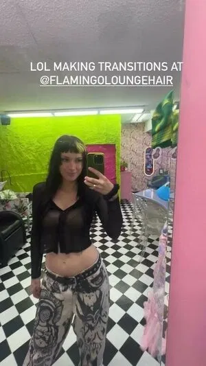 Dani Thorne / dani_thorne