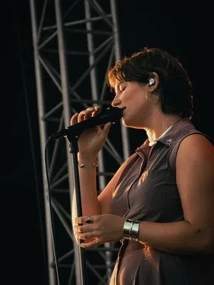 Sammy Rae / Sammy Rae & The Friends / sammyraemusic / sammyyrae