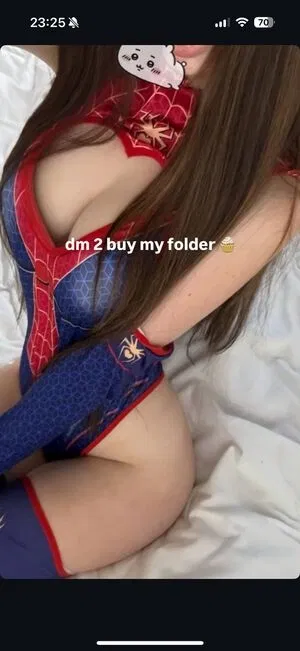 cassiebrookes90 / cupckef / julia