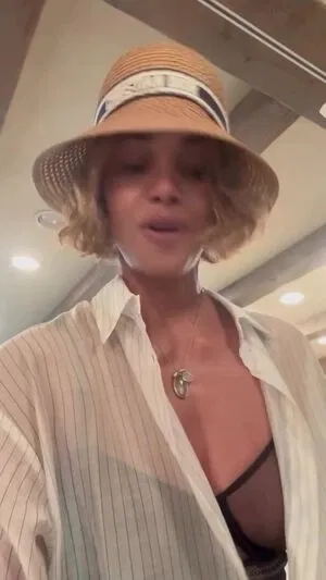 Halle Berry / halleberry / hberry01