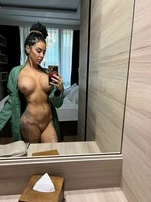 Danae Mari / danae_mari / danaemari