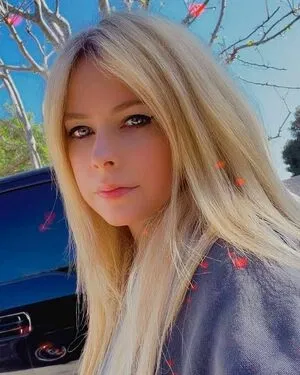 Avril Lavigne / AvrilLavigne