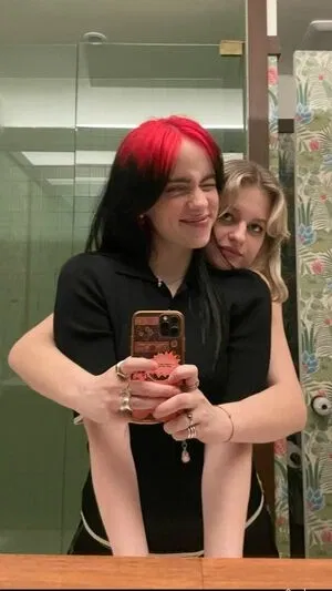 Billie Eilish / Fake / billeeilish / billieeilish