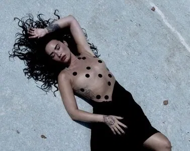 Demi Lovato / ddlovato