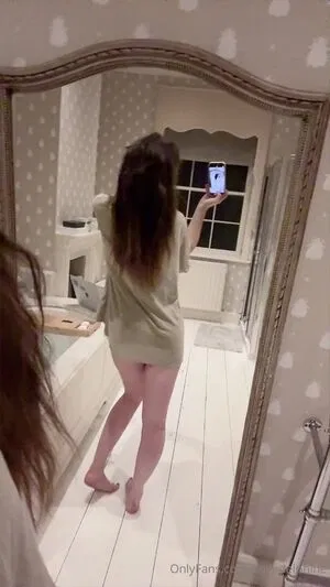 belle.delphine / belledelphine