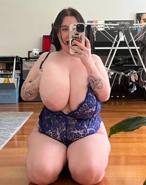 Ariana Faith