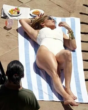 JLo / Jennifer Lopez / _jeenni2 / jennifer_jlo