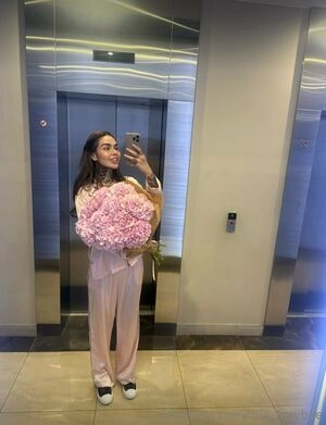 mia_foxybae
