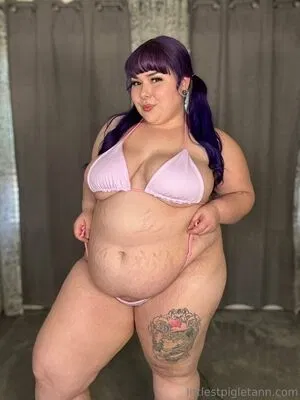 ilychubbygrilz / littlestpigletann